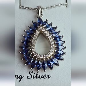 STERLING SILVER FINE JEWELRY CUBIC ZIRCONIA BLUE PENDANT NECKLACE